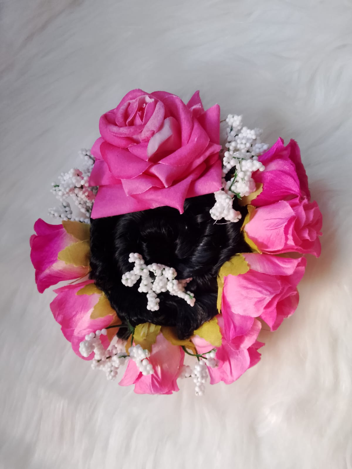 আকর্ষণীয় ৮ গোলাপের খোপা | Rose Flower Hair Bun - Image 2